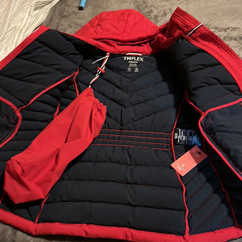 Cute red jacket - Picture 4 of 7
